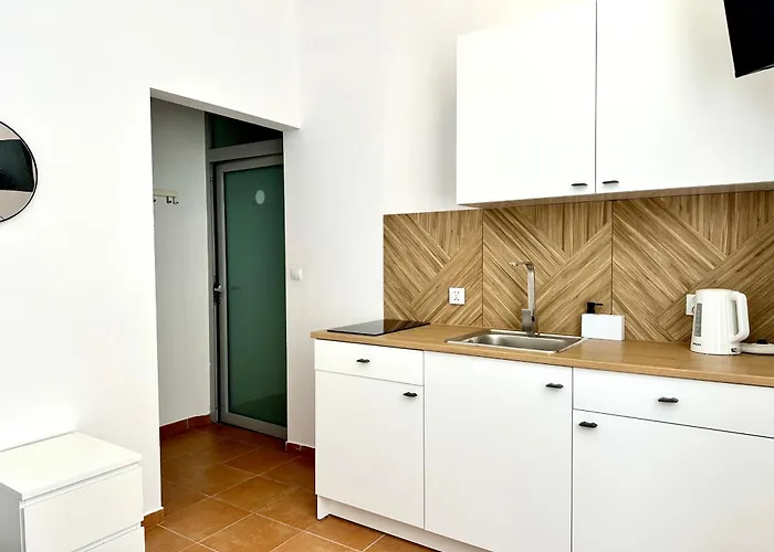 Kosciuszki 15m2 & Parking Apartment *